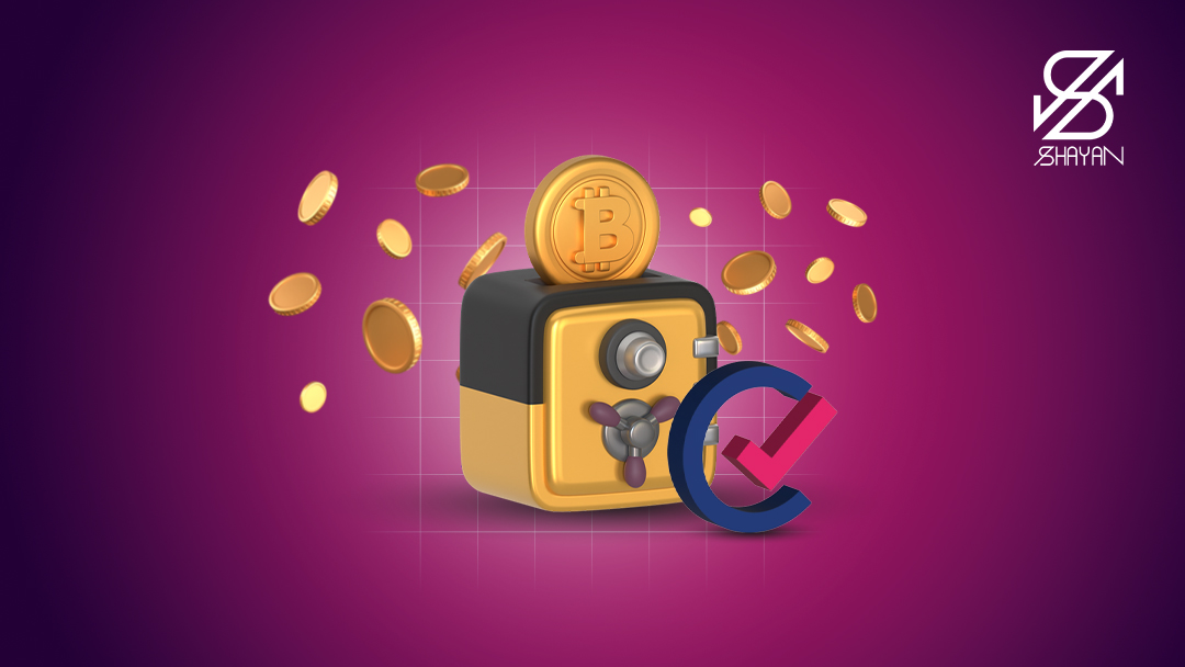 تصویر طراحی شده یک گاو صندوق بزرگ در حالی که یک سکه بیت کوین وارد آن میشوند به همراه یک تیک به نشانه تایید امنیت صرافی تاپ چنج