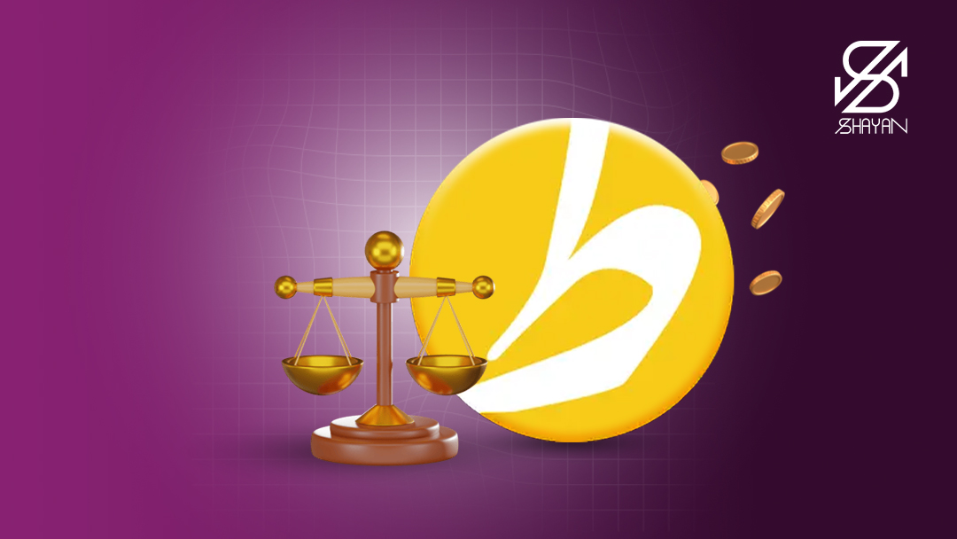 تصویر طراحی شده لوگوی پلتفرم طلاین در حالی که ترازوی قانون در مقابل آن قرار دارد