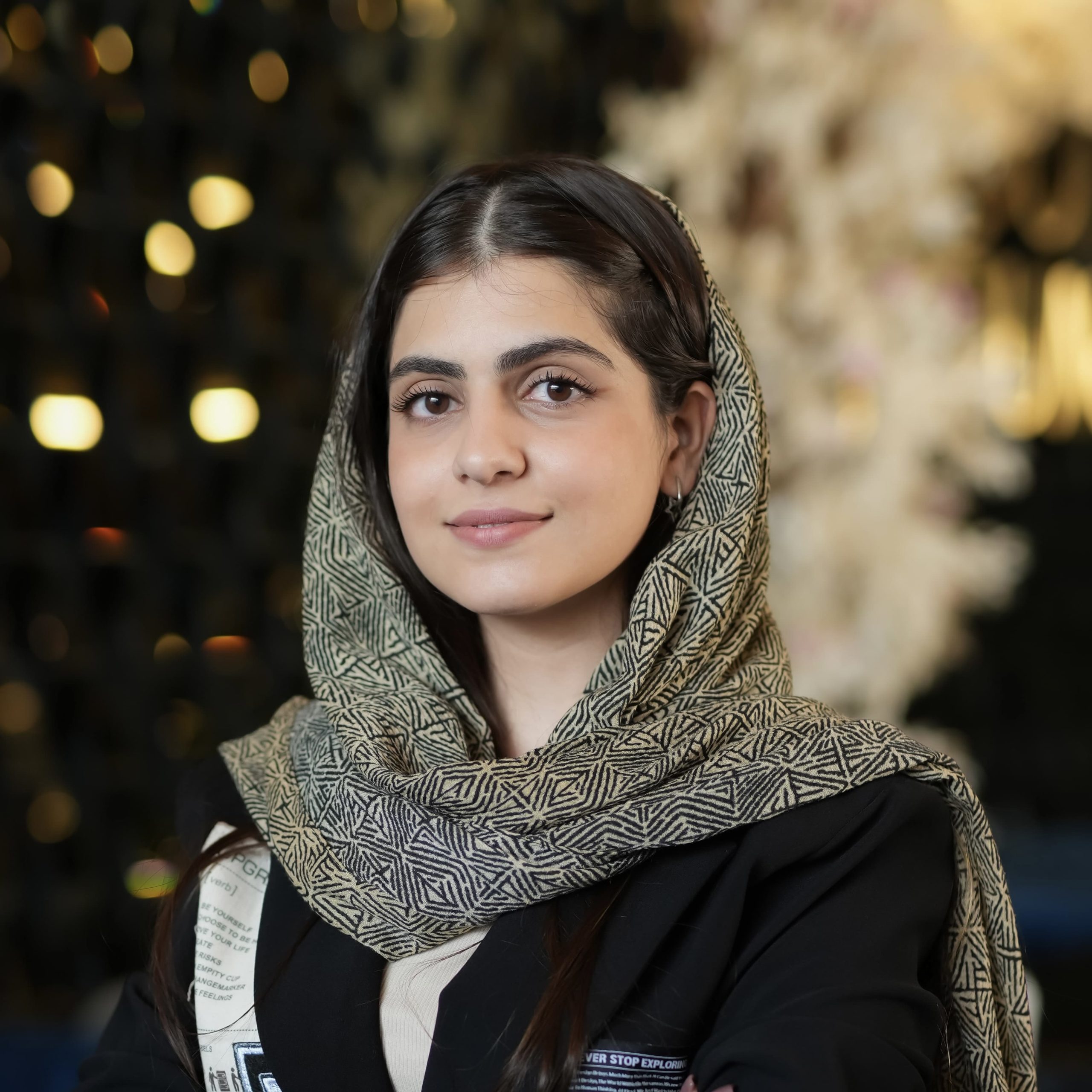 آیلین دادرس